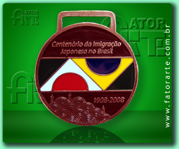 Medalha Centenário da Imigração Japonesa Pará, fundida formato personalizado, com aplicação de cores, fita de cetim ou poliéster 