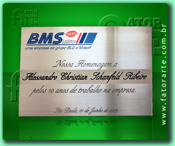 Placa BMS, em aço personalizada por fotocorrosão e aplicação de cor